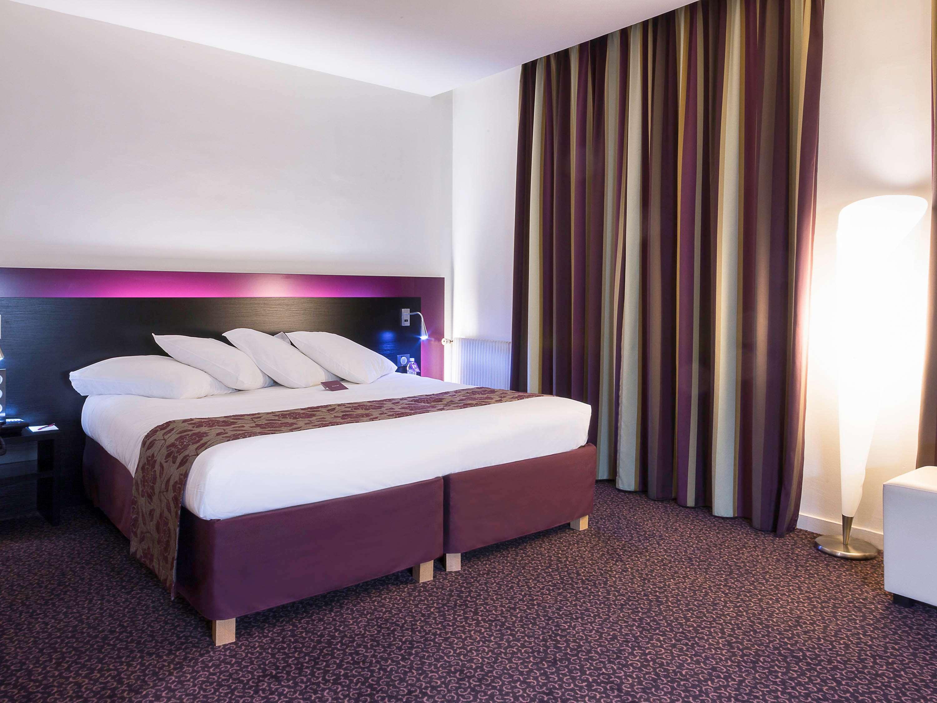 Mercure Lille Roubaix Grand Hotel Bagian luar foto