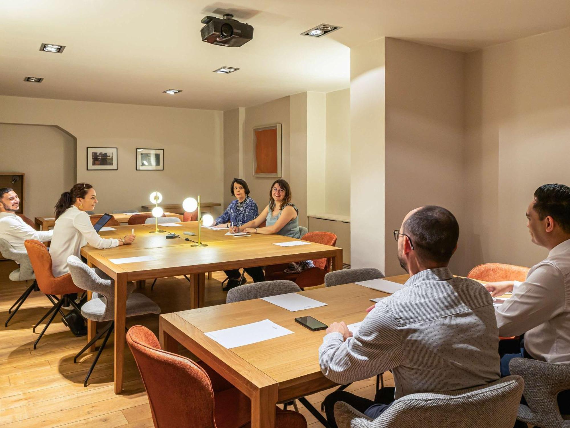 Mercure Lille Roubaix Grand Hotel Bagian luar foto