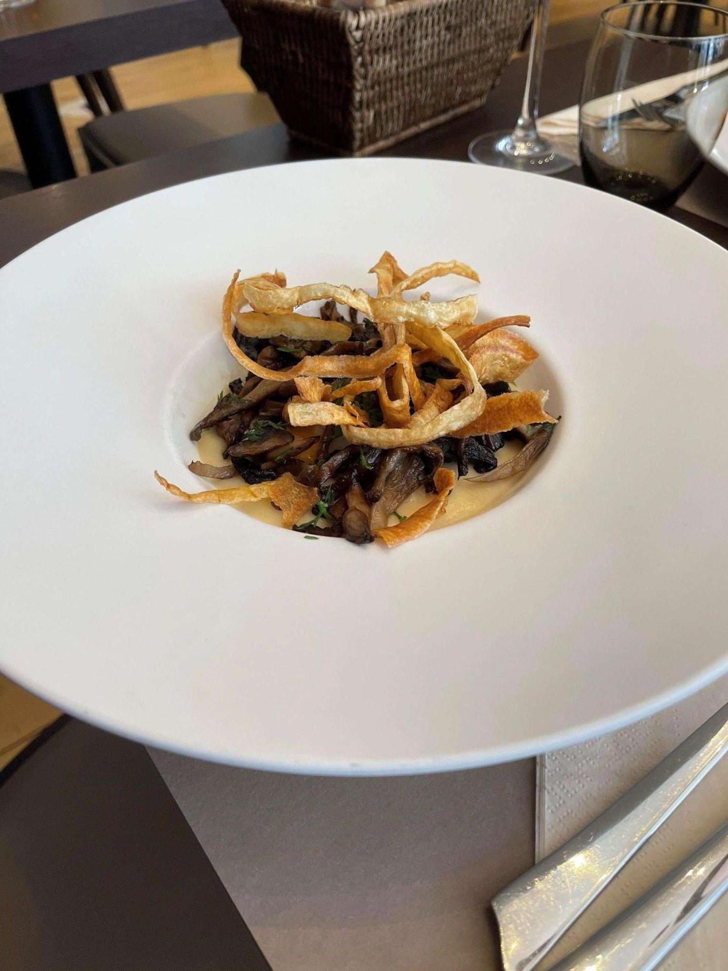 Mercure Lille Roubaix Grand Hotel Bagian luar foto