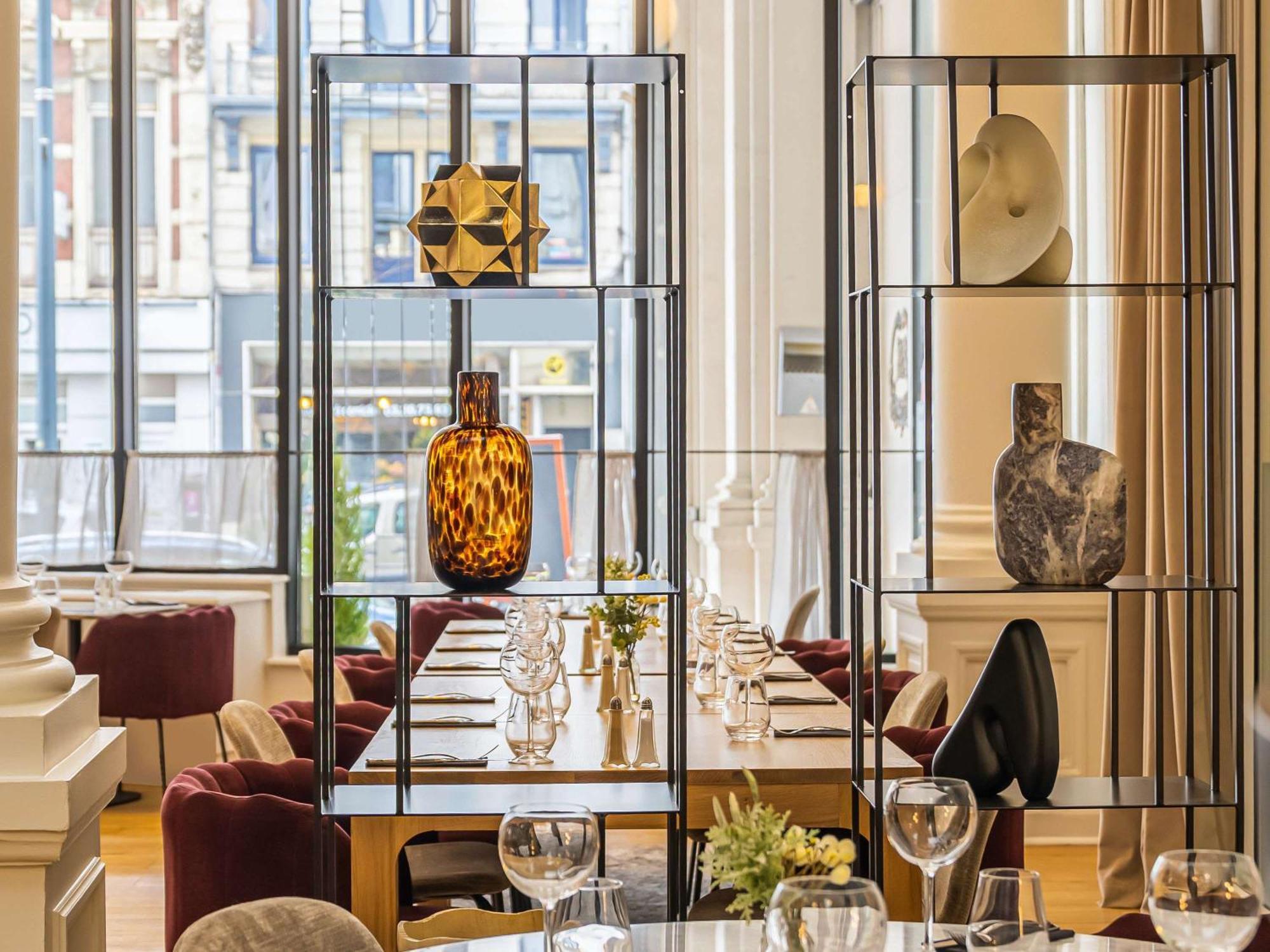 Mercure Lille Roubaix Grand Hotel Bagian luar foto