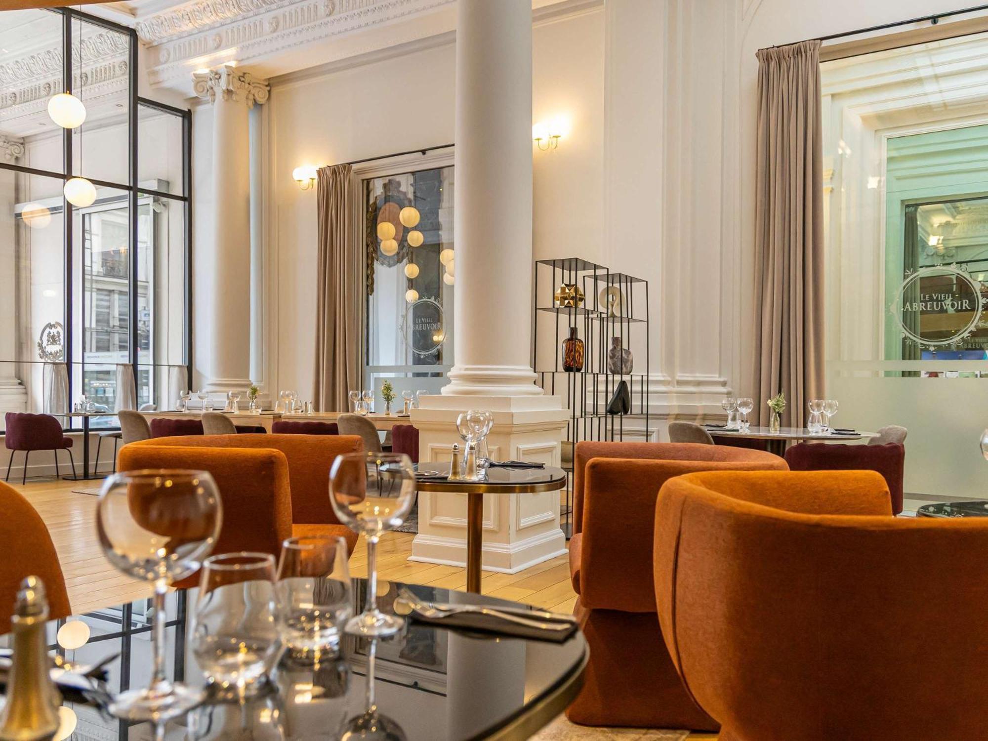Mercure Lille Roubaix Grand Hotel Bagian luar foto