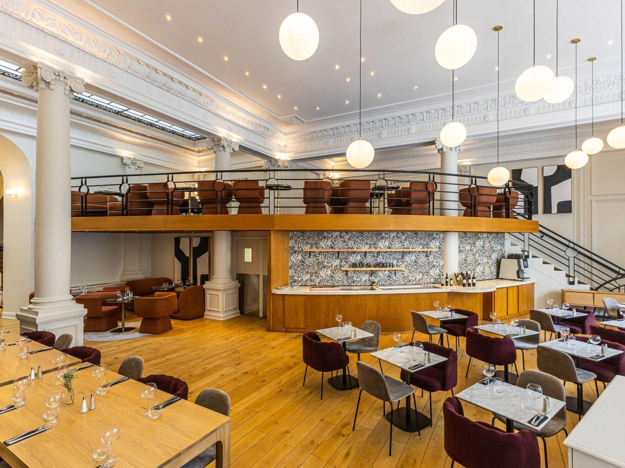 Mercure Lille Roubaix Grand Hotel Bagian luar foto