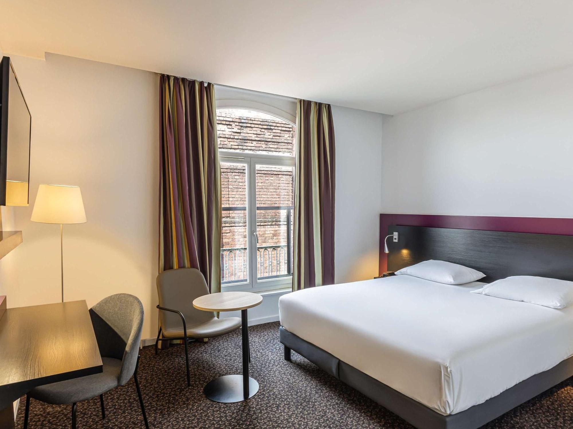 Mercure Lille Roubaix Grand Hotel Bagian luar foto