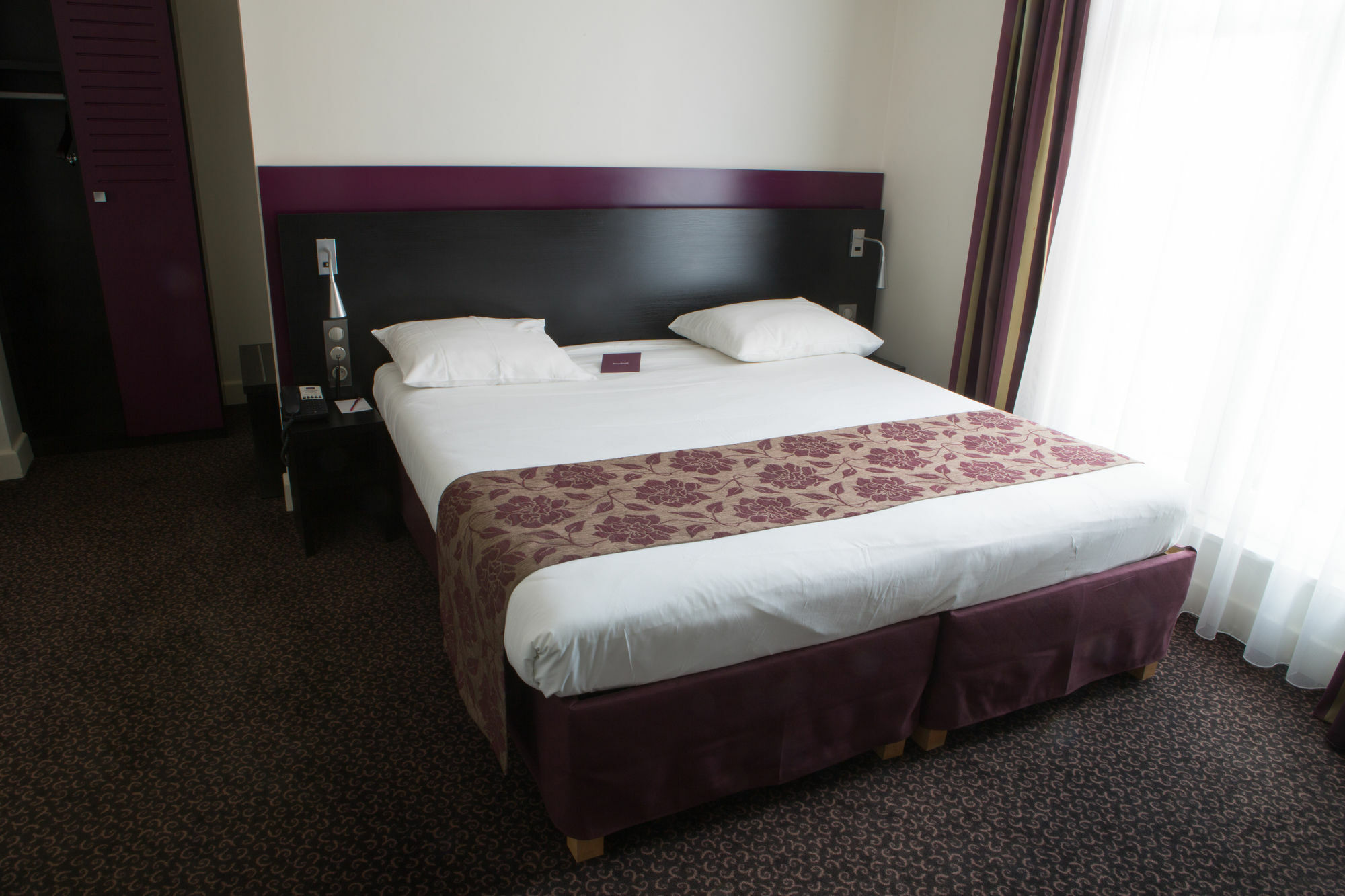 Mercure Lille Roubaix Grand Hotel Bagian luar foto